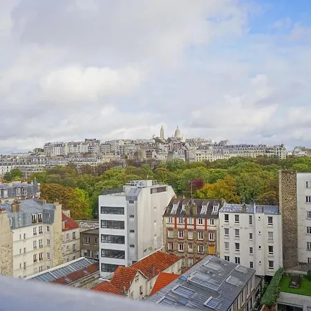 Nice Apartment With Balcony And View On Paris